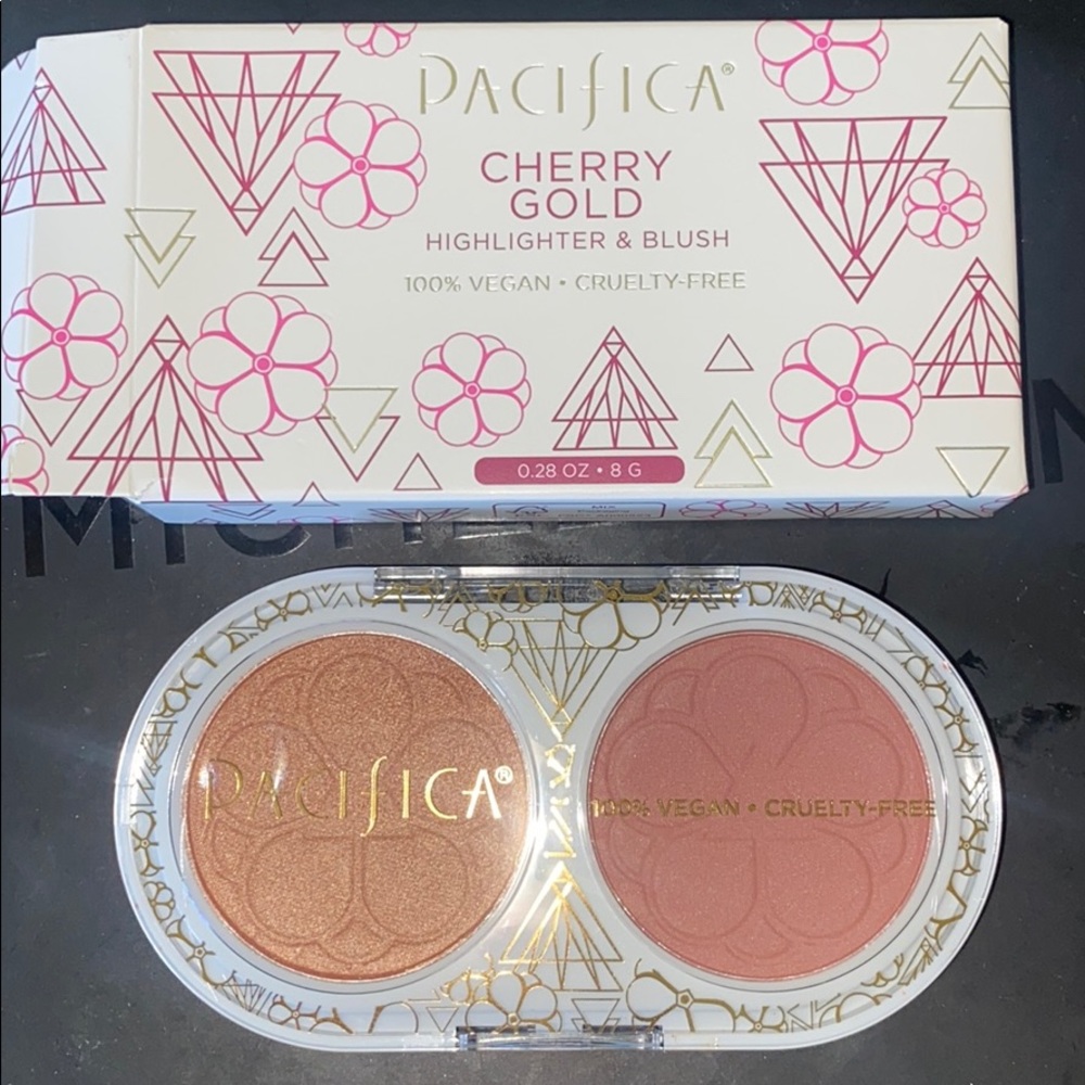 Pacifica Cherry Gold Highlighter & Blush (NEW)